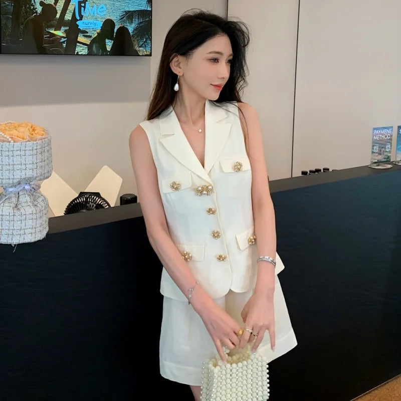 Summer Holiday Two Piece Shorts Sets Women Sleeveless Jacket Wide Legs Shorts Pants Suits Pearl Flower Button Blazer Office Lady