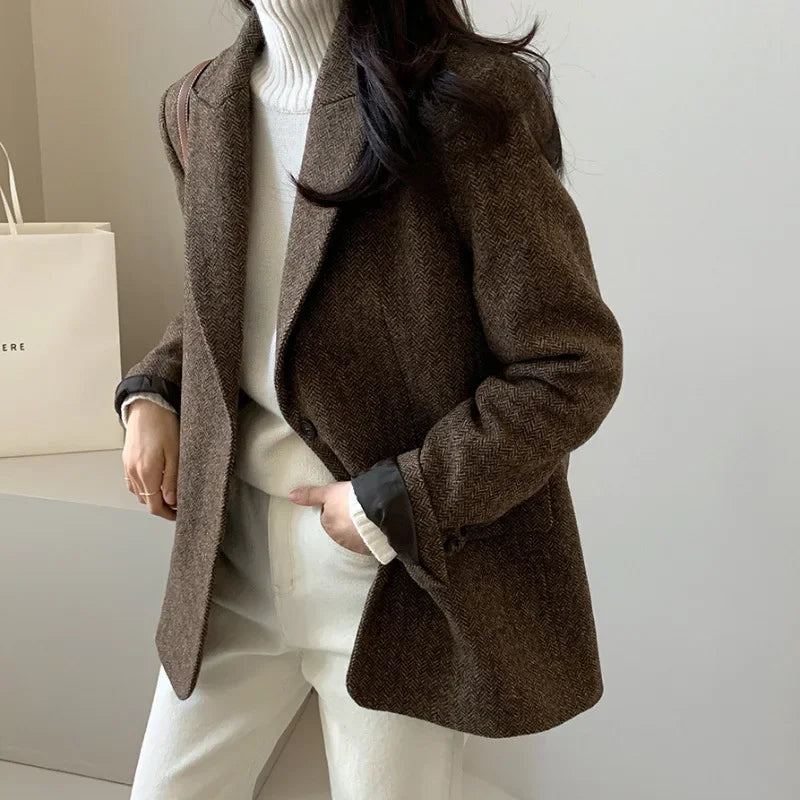 Retro Lapel Women's Blazer Spring Autumn Herringbone Woolen Long-Sleeved Suit Two-Button Loose Fit Coat for Women